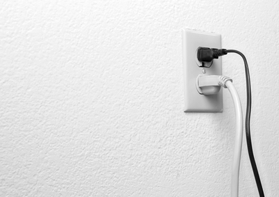 Outlet Not Working in Your NYC Home? Common Causes and When to Call an Electrician